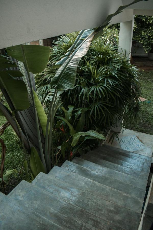 Casa Gitano Hotel Ahangama Exterior photo
